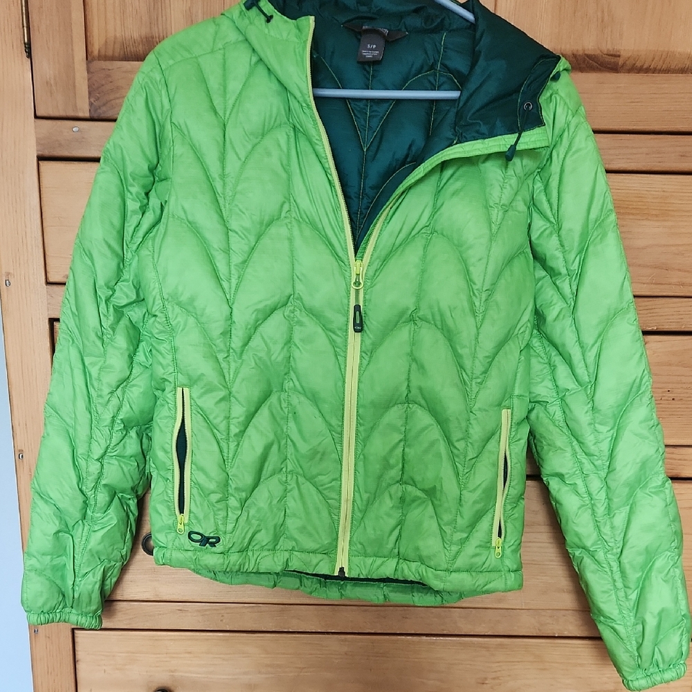 Outdoor Research Vibrant Green Womens Puffer Jacket